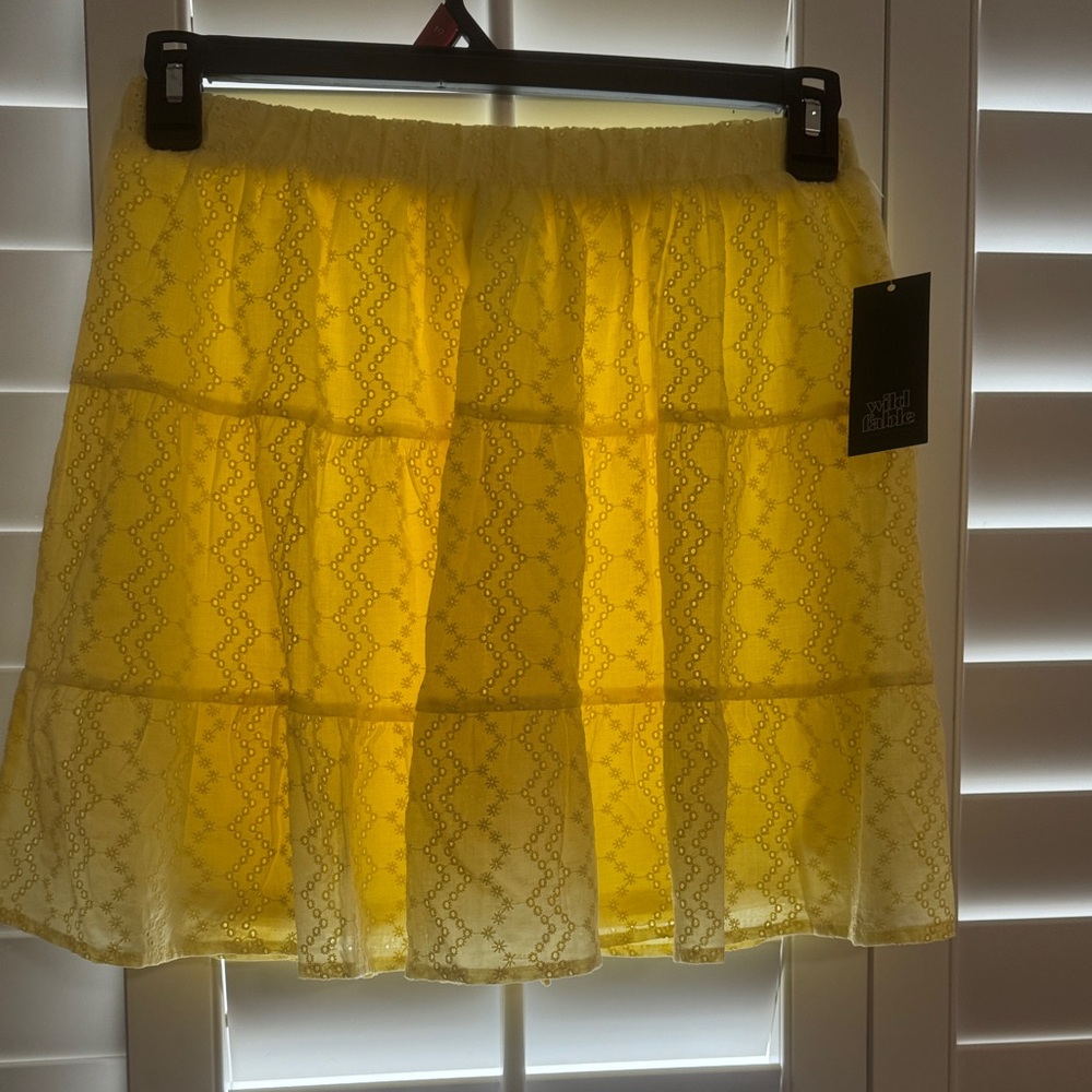 Wild Fable, Medium, Yellow Eyelit Women's Skirt